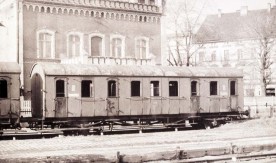 Wagon serii B na stacji Jaworzyna Śląska, 24.02.1991.
Fot. A....